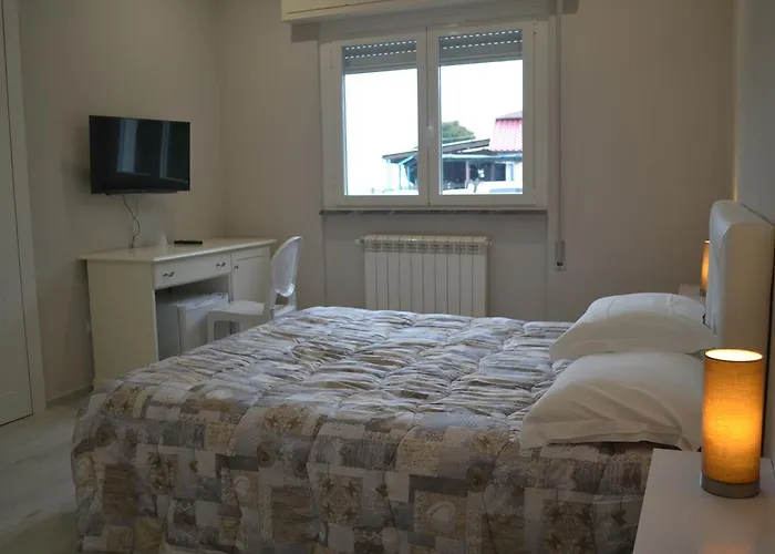 Pensión Zena Affittacamere 3*